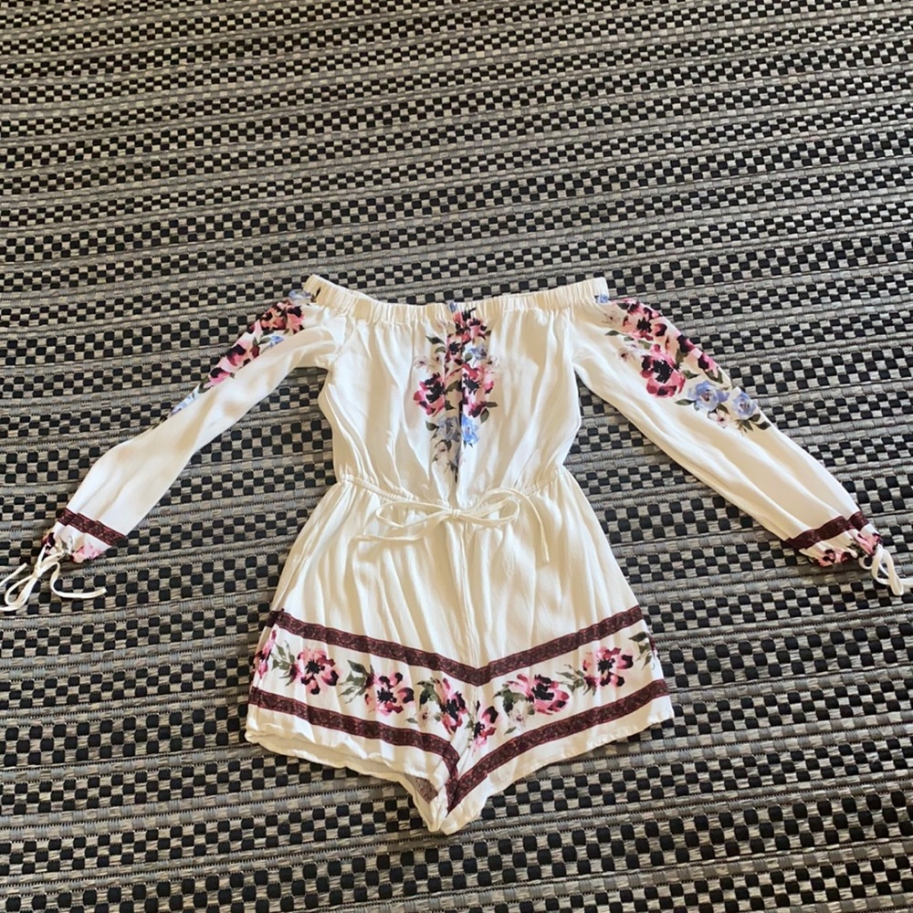 Kendall&Kylie floral short romper
